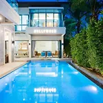 Hollywood Luxury Poolvilla Walking Street 4 Bedrooms *