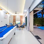 Hollywood Luxury Poolvilla Walking Street 4 Bedrooms Villa
