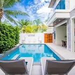 Hollywood Luxury Poolvilla Walking Street 4 Bedrooms Villa