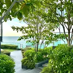 The Edge Central Pattaya By Pattaya Holiday