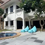 Blooming Hill Boutique Hotel 4*