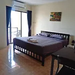 Dania * Pattaya