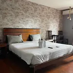 Retro Guest house