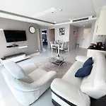 อพาร์ทเม้น Cosy View