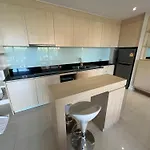 Grande Caribbean By Somphong Apartment *