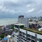 Pattaya The Base Central Festival 芭提雅市中心海滩近购物中心步行街的一卧室公寓