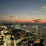 Edge Cozy Vacation Infinite Sky Pool Pattaya