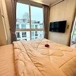 อพาร์ทเม้น Free Power&wifi,work Remotely, Kitchen,deal 4*