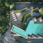 Edge Cozy Vacation Infinite Sky Pool