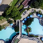 Dusit Thani Resort