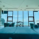 The Base Central 263 By Numam