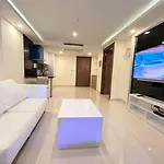 Apartment Grand Avenue