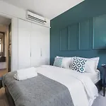 Unixx By The Sea Apartment *