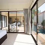 Avoca Pool Villas