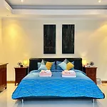 Luxury Garden Pool Villa Near Beach & Walking Street