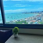 2 Bedrooms Sea View Apartment