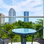 อพาร์ทเม้น Laguna Bay 2 By Tech Pattaya
