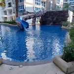 Grand Avenue - 2 B - 2 Baths, Pool View, 60sqm Apartment Pattaya