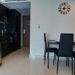 Grand Avenue - 2 B - 2 Baths, Pool View, 60sqm Apartment