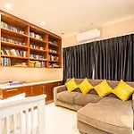 Seaside 2 Pools,beach@50m Villa Pattaya