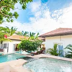 Seaside 2 Pools,beach@50m Pattaya