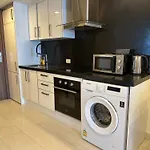 Grand Avenue Condo By Bormon