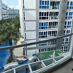 Grand Avenue Condo By Bormon