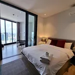 Edge Near Walking Street Apartment Pattaya