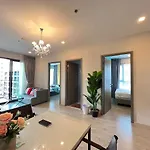 Downtown Lux Fun 2bedroom Rooftop Pool #tbb6575 อพาร์ทเม้น