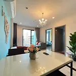 Downtown Lux Fun 2bedroom Rooftop Pool #tbb6575 Pattaya