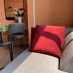 Downtown Chic Condo Rooftop Pool #Es32518