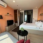 Downtown Chic Rooftop Pool #es32518 Apartment Pattaya