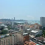 Downtown Chic Rooftop Pool #es32518 Apartment Pattaya