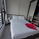 Downtown Lux Fun Rooftop Pool #Tb7298