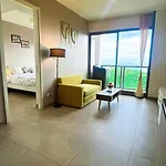 อพาร์ทเม้น Sea View -high Floor 2 Bed Excellent Location