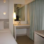 โรงแรม Sunshine & Residences 3*