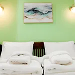 Angel Park โรงแรม *