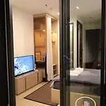 อพาร์ทเม้น The Edge 25th High Floor,