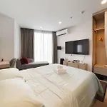 Edge Ocean View 16 Floor Apartment *