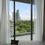 Edge 2br Balcony Garden View Infinity Pool & Location Pattaya