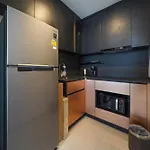 Edge 2br Balcony Garden View Infinity Pool & Location *