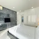 Palm Springs Pool Villa E1