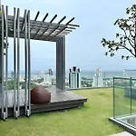 High Floor Sea View 2 Bedroom Near Walking Street Apartment *
