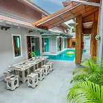 Romantic Pool Villa - 6 Bedroom - Private Pool & Absolute Privacy - Perfect For Groups