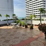 Luxury Beach Studio 9 Floor
