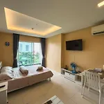 One Tower By Thaiminatorpattaya 75 * Pattaya
