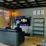 Friends Station Tukkom Hostel & Cafe