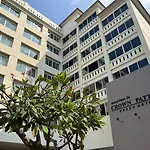 Crown Pattaya Beach Hotel