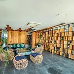 Oceanfront Private Beach Pool Hot Tub Gym