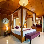 Pattaya Bungalow I, Totally Private Pool